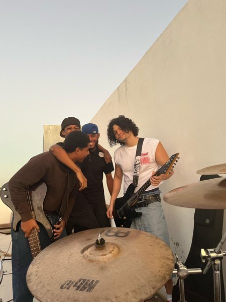 Fotografía de Korven Brox - korven-brox-feliz